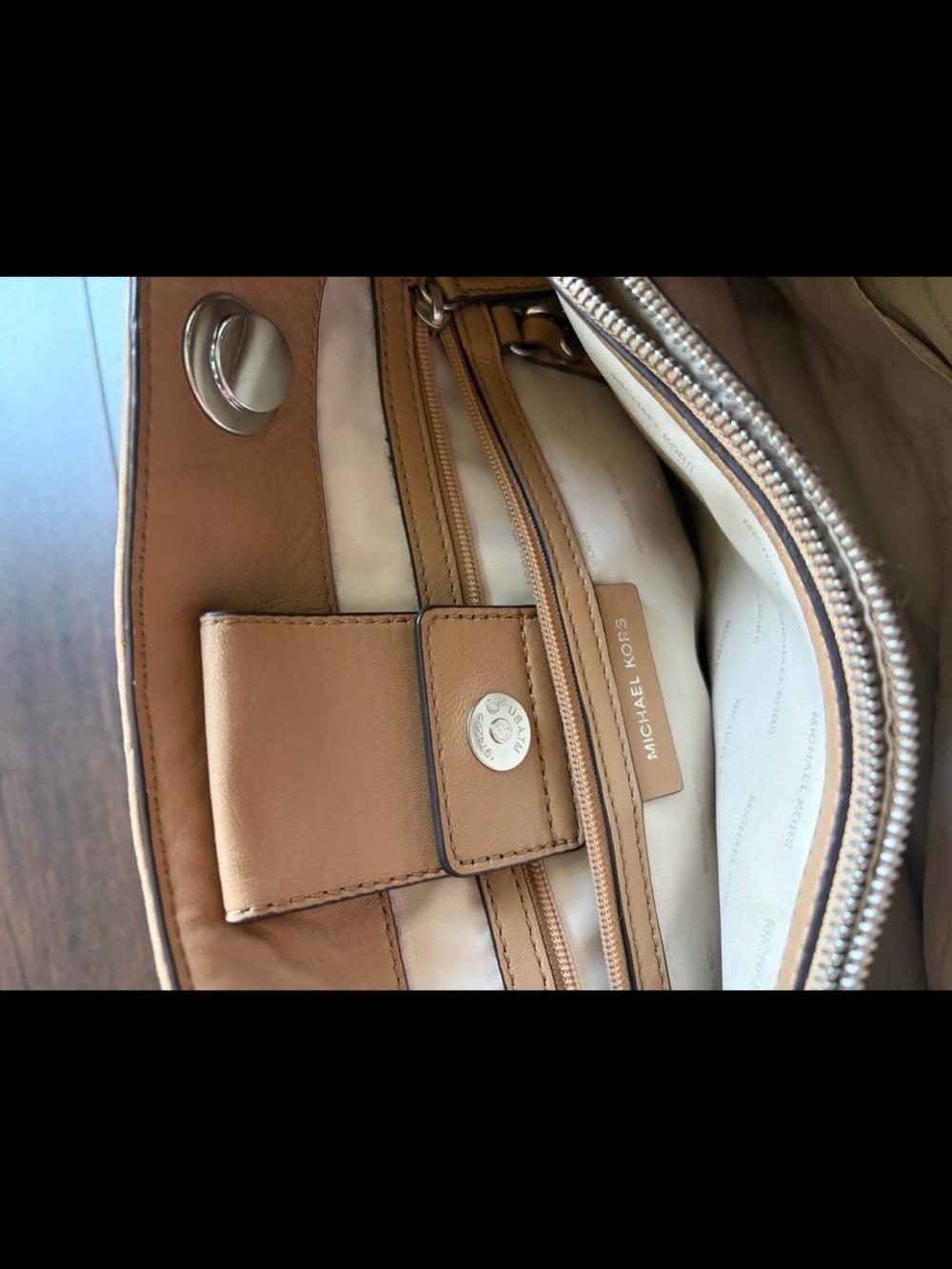 MICHAEL KORS Quilted Chain-Handle Shoulder Bag in Tan - Picture 3 of 3